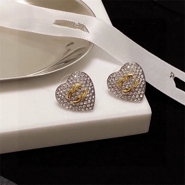 Designers Brand Orecchini in oro Lettera ccity Ear Stud Donna Crystal Pearl Orecchino geometrico per gioielli da donna per la festa nuziale 12
