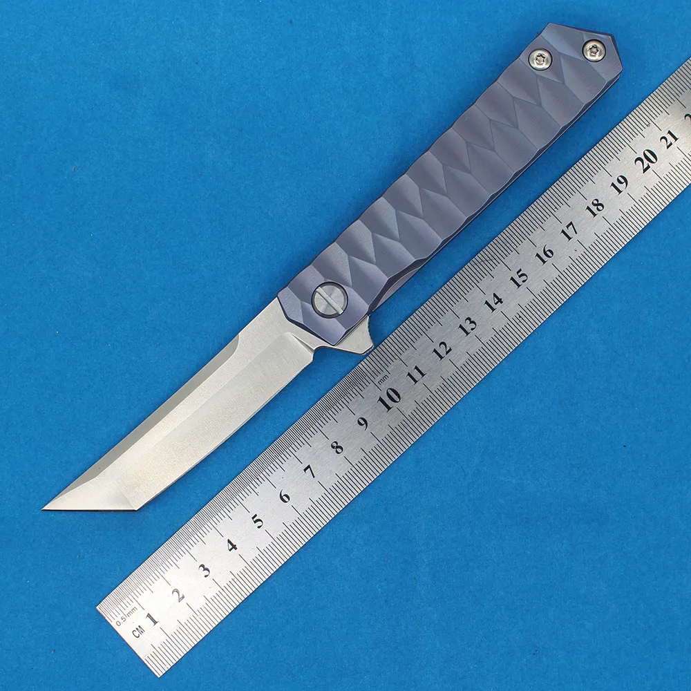 Faca dobrável M2375 Flipper D2 Satiin Tanto 3mm Lâmina Azul TC4 Alça de liga de titânio Rolamento de esferas Facas de pasta de abertura rápida