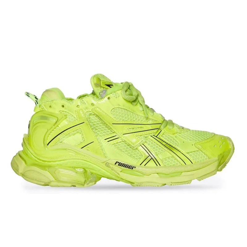 Track shoes from the best sale 7s