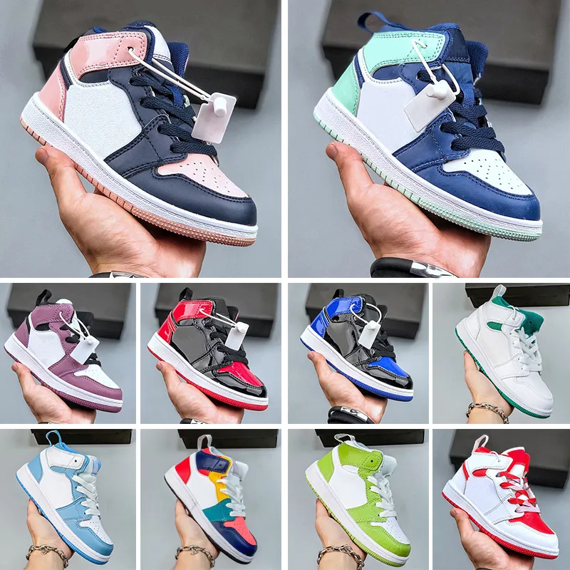 Kid 1s Schoenen Jumpman 1 Basketbalschoenen jongens meisjes Big Kids Trainers Atmosphere Patent Bred baby baby peuter Koningsblauw Donker Mokka Roze jeugd kindersneakers