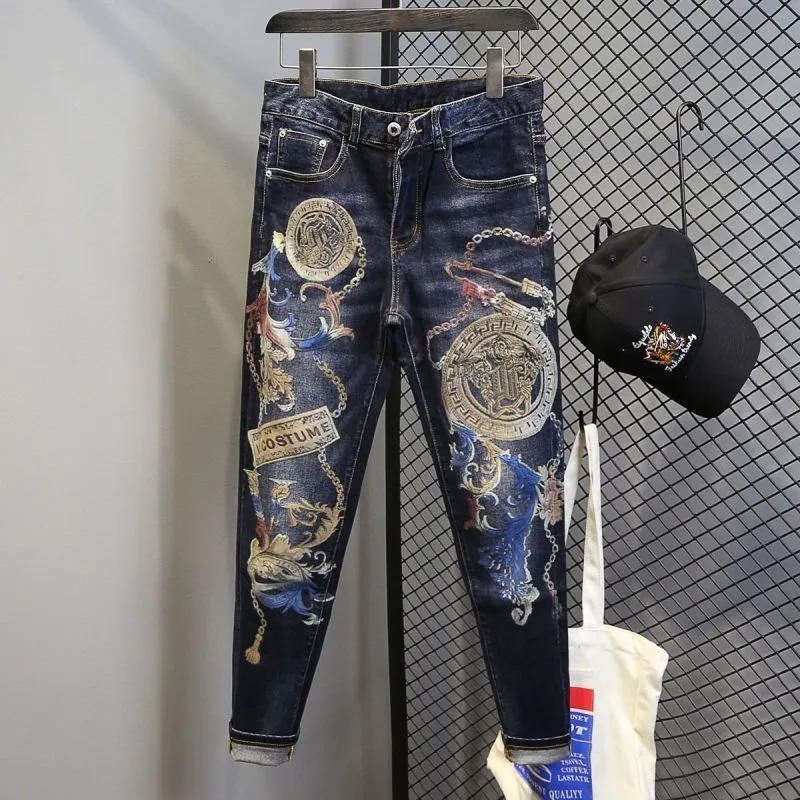 Jeans da uomo Jeans affusolati con grafica per uomo con stampa Hip Hop Moto Pantaloni da cowboy da uomo Boot Cut Summer Pantaloni dritti Xs di alta qualità 230705