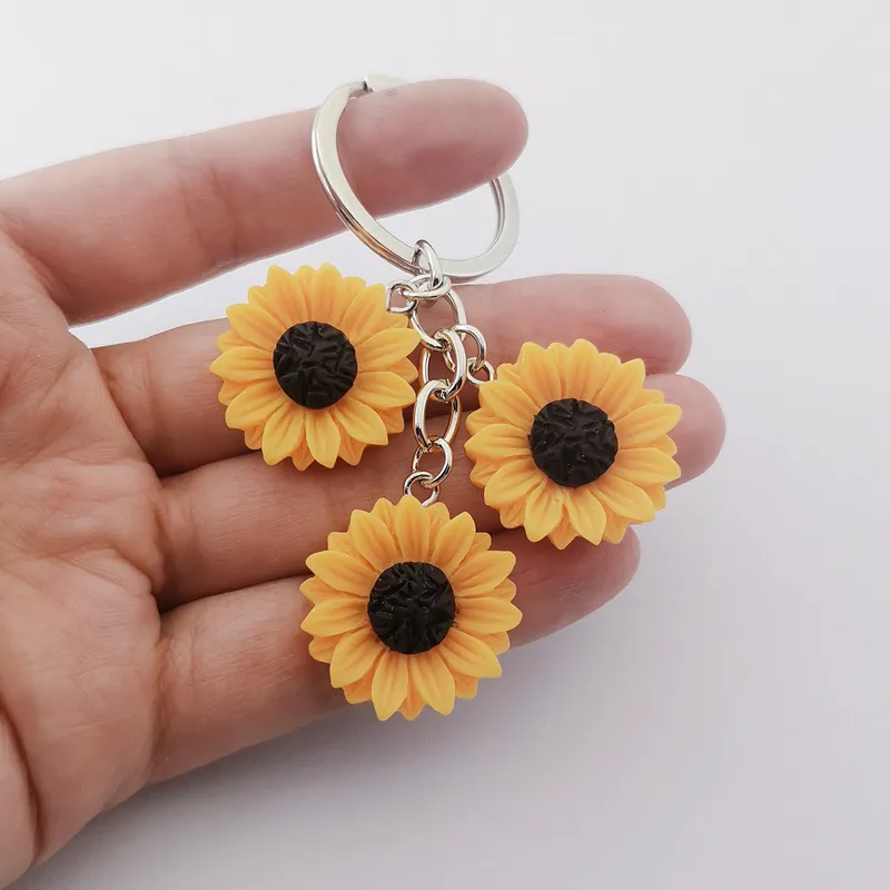 Nuovo portachiavi in resina con fiore di girasole Fiori di sole dorati Portachiavi con fiore margherita stile semplicità carino Regali per i migliori amici