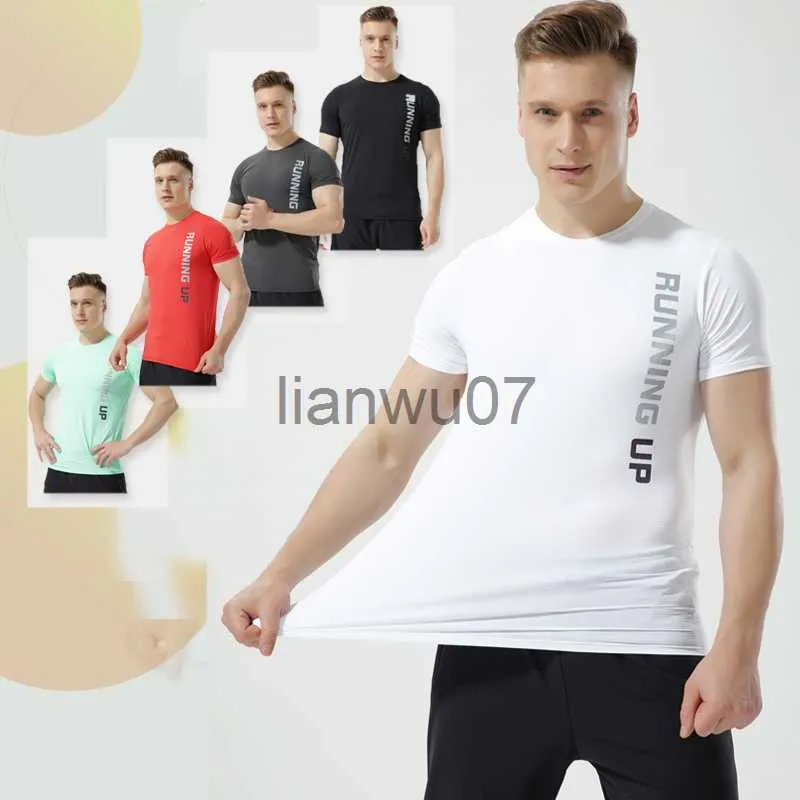 Heren T-shirts Zomer Sneldrogende T-shirts Ijs Zijde Mesh T-shirts Losse sport-T-shirt voor mannen Dieptepunt Shirts Korte mouwen M3XL J230705