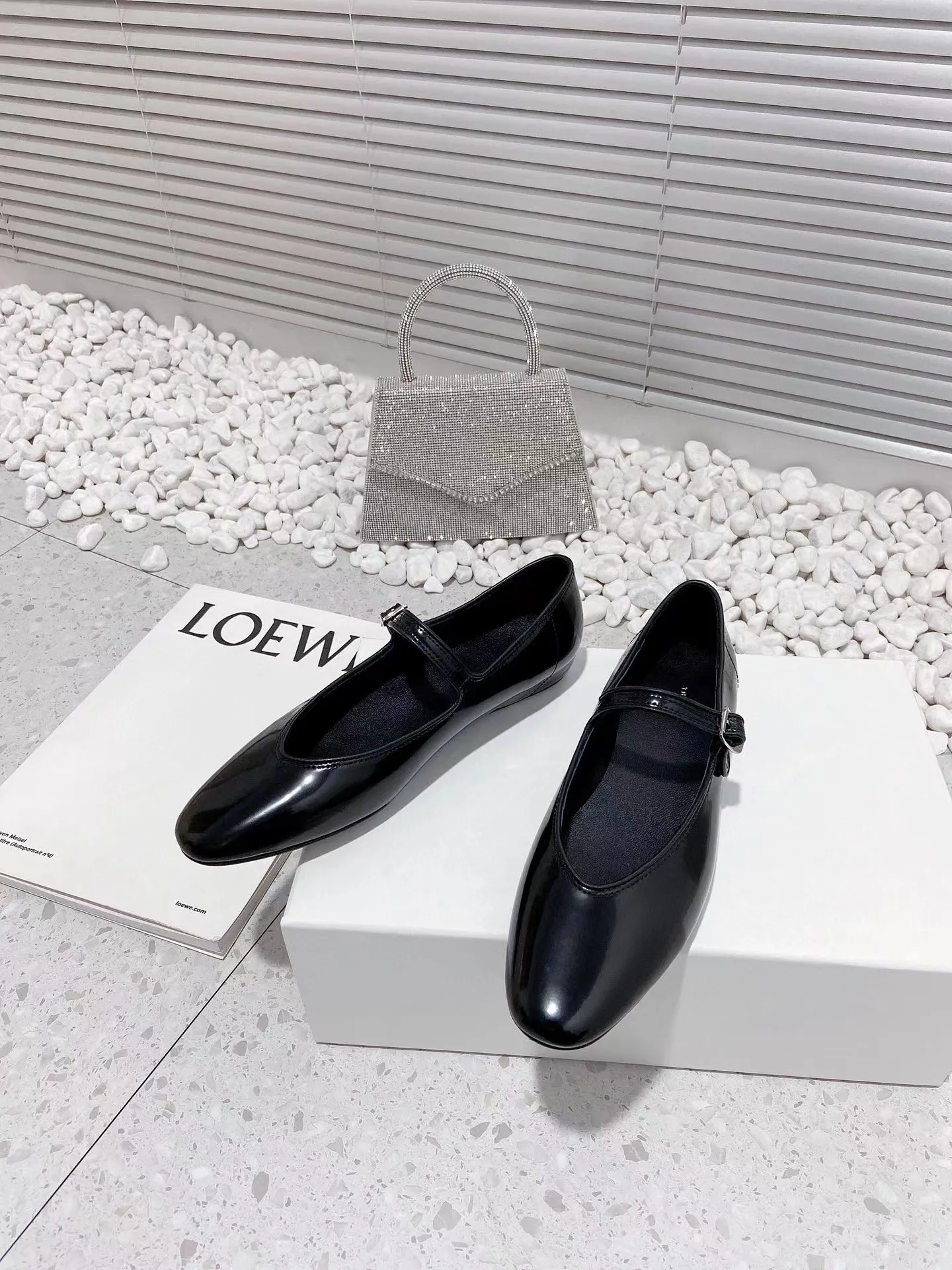 Canal leather flats