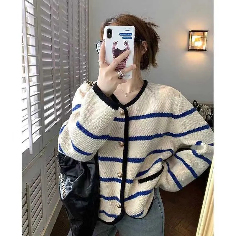 Lady Sweater Knit Zime Cardigans Dzianin Lose Płaszcz Młode kobiety swetry Dame Outer Wear Fashion Streetwear Long Rleeve Tops 586