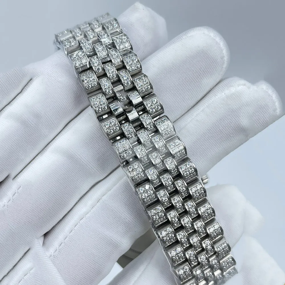 Automatisk klocka Sapphire Diamond Mens Business Automatiska mekaniska klockor Kvinnor Vattentät 41mm med diamantspäckt stålarmband Montre de Luxe L