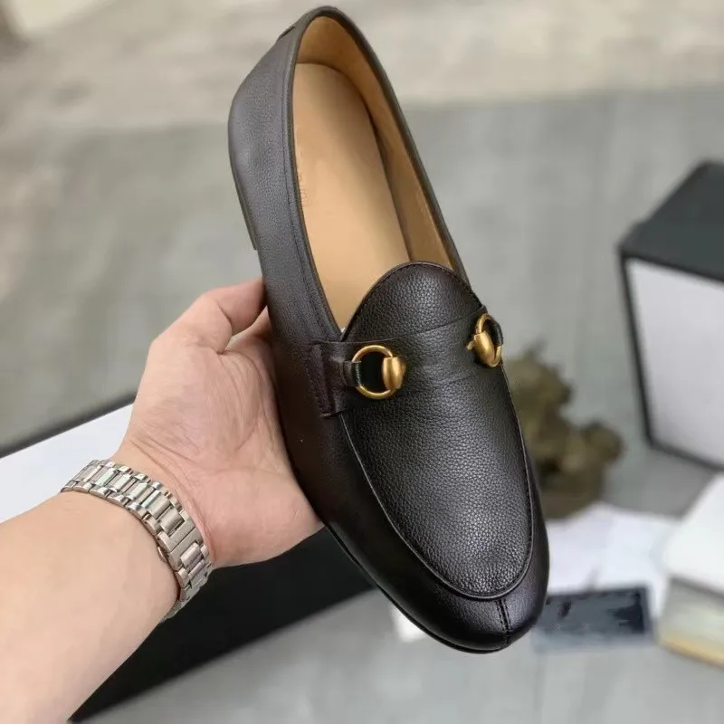 Designer krokodil loafer herrskor fyrkantig tå guldtonad detalj loafers sport fritid Körskor Bekväma läder Män Klänning Sko a6