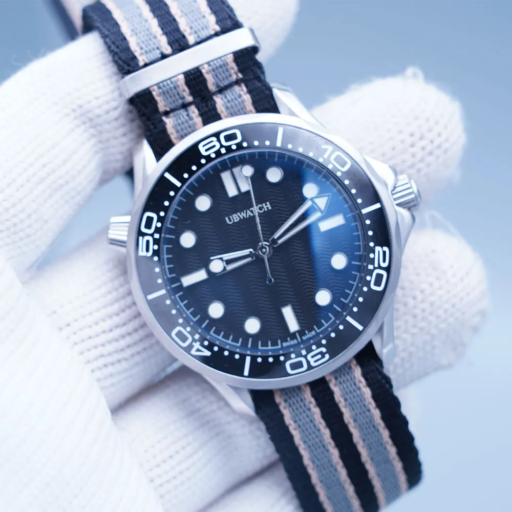 42mm自動機械式メンズウォッチブルーダイヤルステンレススチール 42mm自動機械式メンズウォッチブルーダイヤルステンレススチール