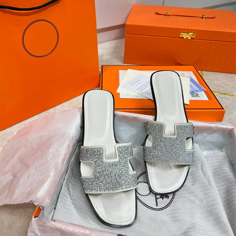 Slipper designer slipper luxury men women sandals letter Diamonds design men slide fashion style slippers temperament hundred with send gift box size 35-43 nice