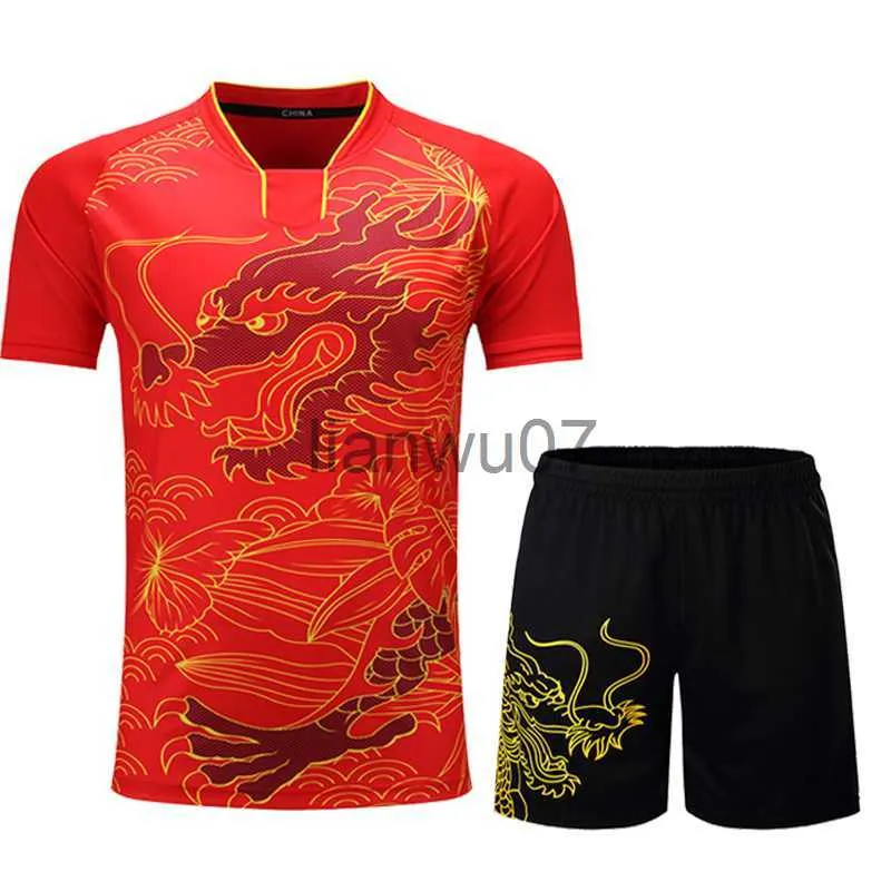 NikeCourt Men's Tennis T-Shirt FZ8107-010