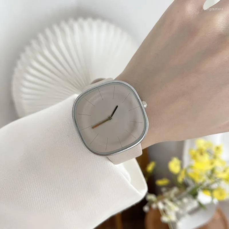 Relógios de pulso Minimalismo Luxo Relógios Femininos com Mostrador Quadrado Pulseira de Couro Senhora Relógio de Quartzo Para Casal Relógios de Pulso Montre Femme