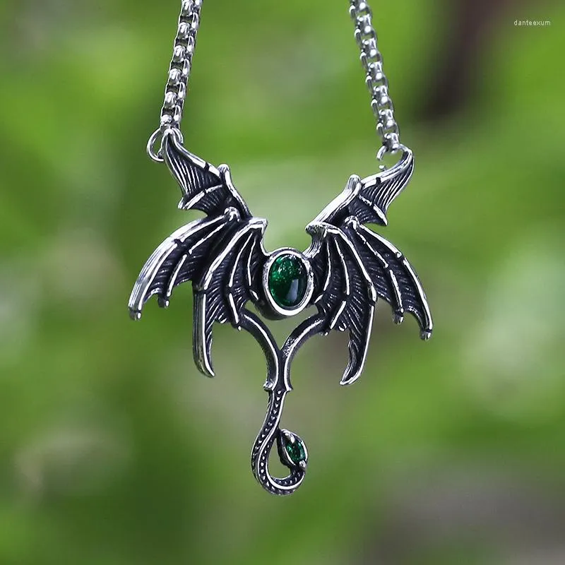Pendant Necklaces Vintage 316L Stainless Steel Angel Evil Wing Necklace With Green Stone For Man Women Retro Choker Jewelry Couple Gift