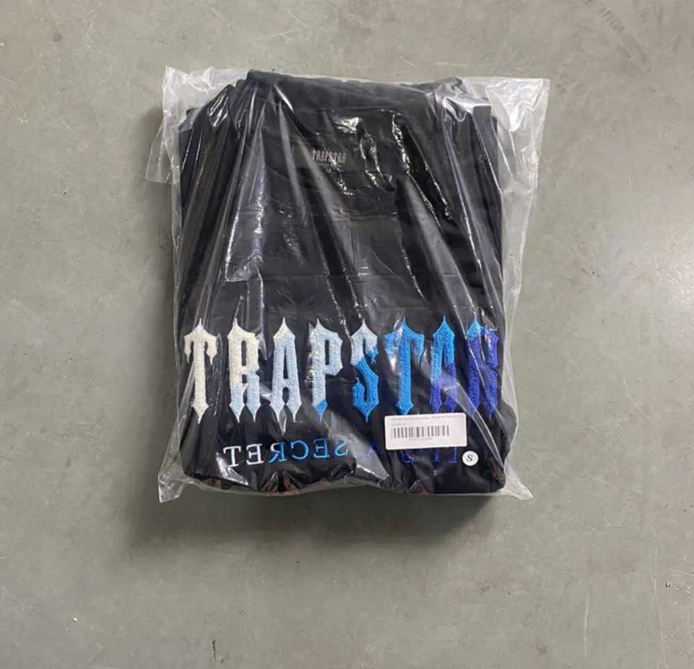 Herr T-shirts Sommar T-shirt Trapstar Short Suit 2.0 Chenille Decoded Rock Candy Flavour Damer Broderad botten träningsoverall t-shirt Advanced Design 506ess