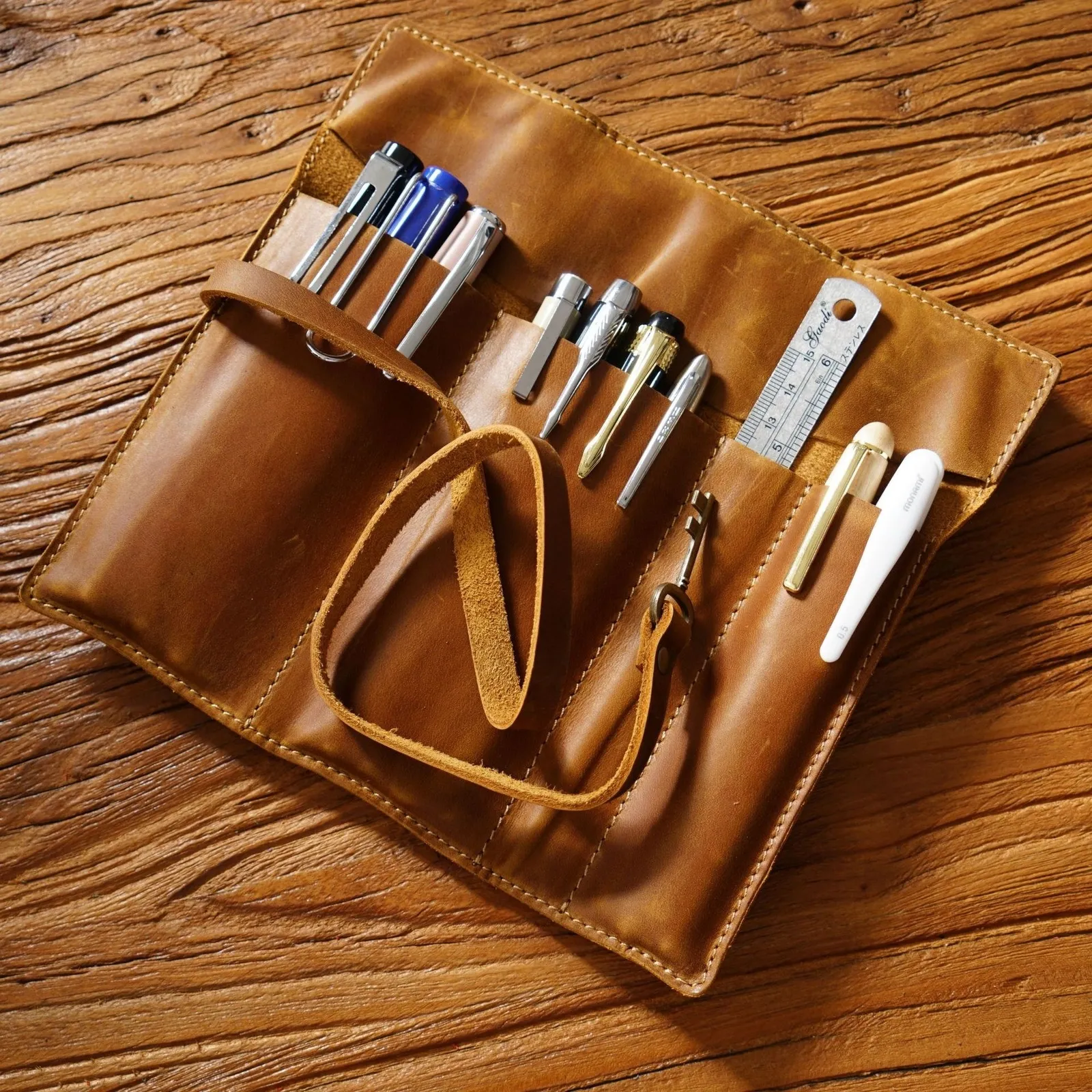 Pencil Bags Genuine Leather Pencil Case Tie Rope With Key Pens Bag Retro School Office Stationery Student Storage Bags Handmade Gift 230706