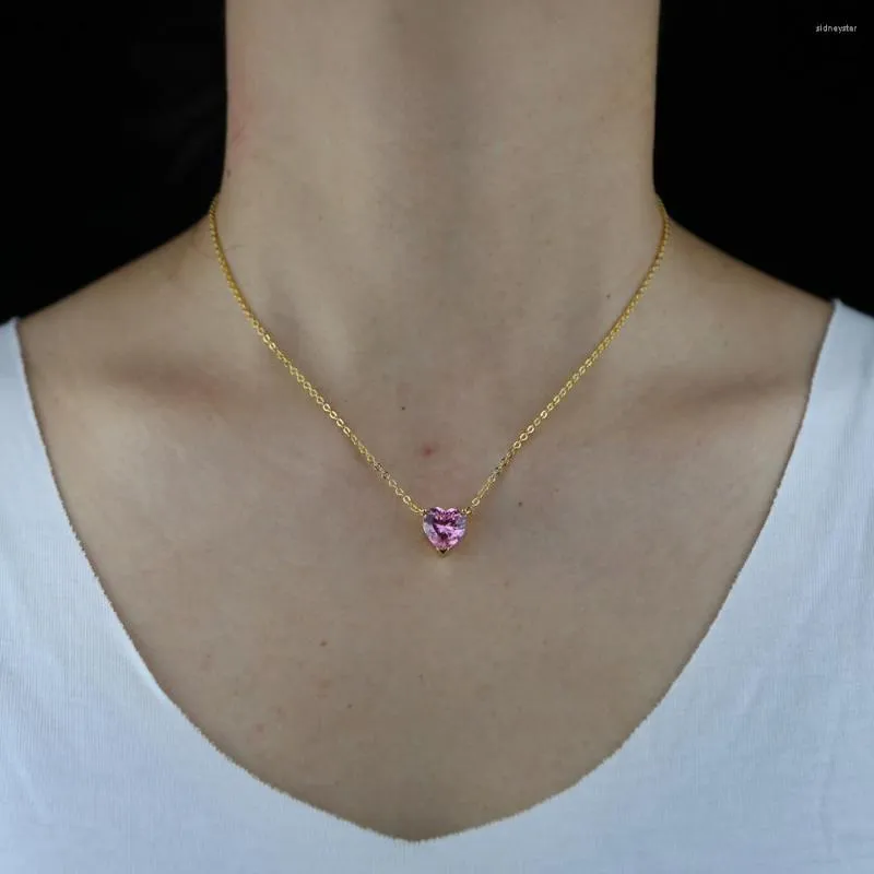 Choker Fashion Purple Pink Blue Heart Cz Collana con ciondolo Elegante donna da sposa Clavicola Catena Gioielli Regali romantici di San Valentino