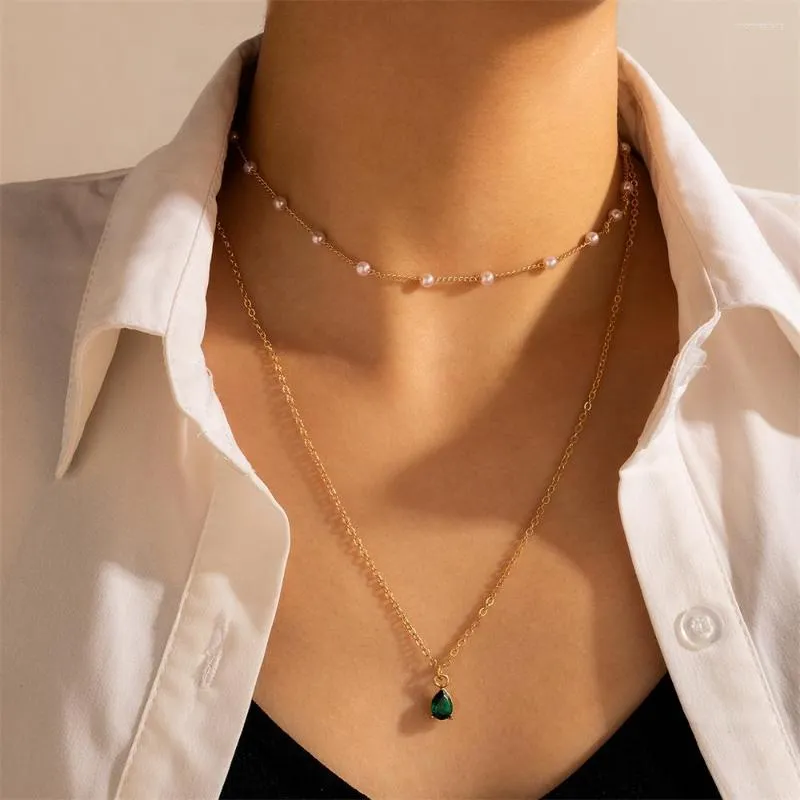 Catene Collana con pendente a goccia d'acqua in cristallo verde moda vintage per donna regalo di gioielli a catena di perle finte color oro multilivello femminile