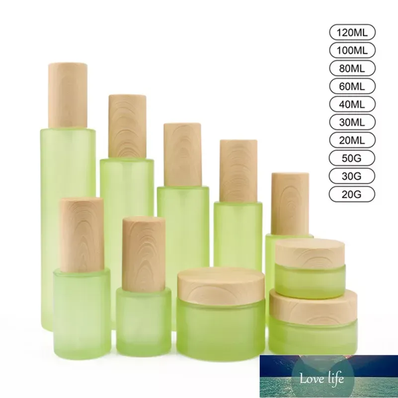 Flacon en verre vert givré classique Pot de crème Lotion en vaporisateur Flacons à pompe Récipient cosmétique 20 ml 30 ml 40 ml 60 ml 80 ml 100 ml 120 ml avec couvercles en bois imités