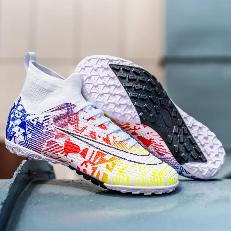 crampons ag artificial grass