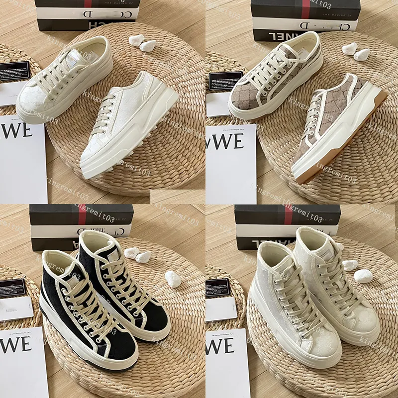 Designer Tennis 1977 Sneakers Screener Fritidsskor Herrskor Vintage Run Trainer Interlocking Top Low Cup Canvas Skotryck Mode Broderade Sneaker