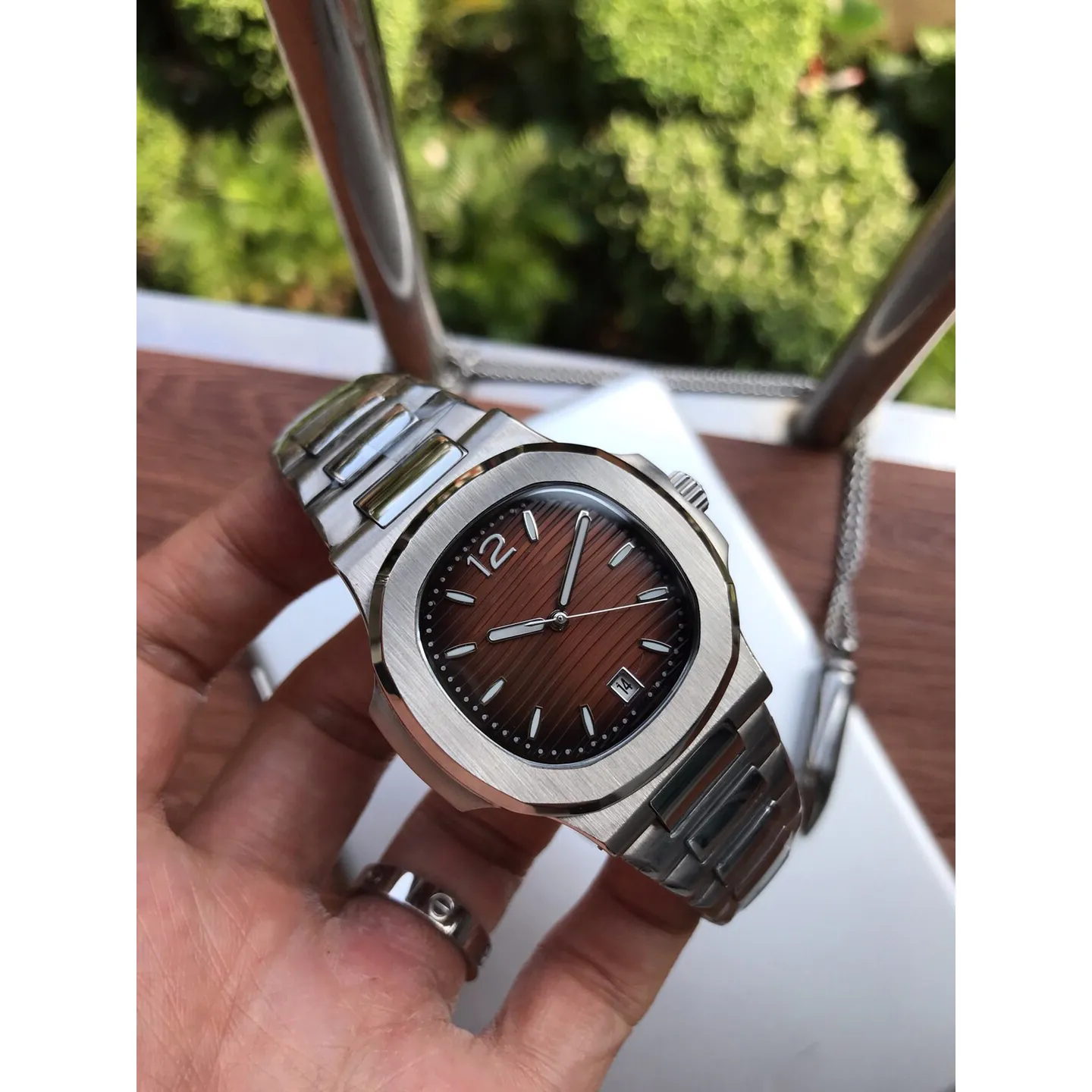 23 relógios de moda mais quentes de fábrica, relógios masculinos, designer de luxo, relógios de 42 mm, movimento automático, pulseiras de aço, relógios de pulso sem caixa