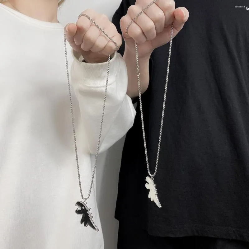 Chaînes mignonnes dinosaures couple collier amateurs de pendentifs appariés amis amis en acier inoxydable chaîne hiphop punk collier pour hommes bijoux femmes