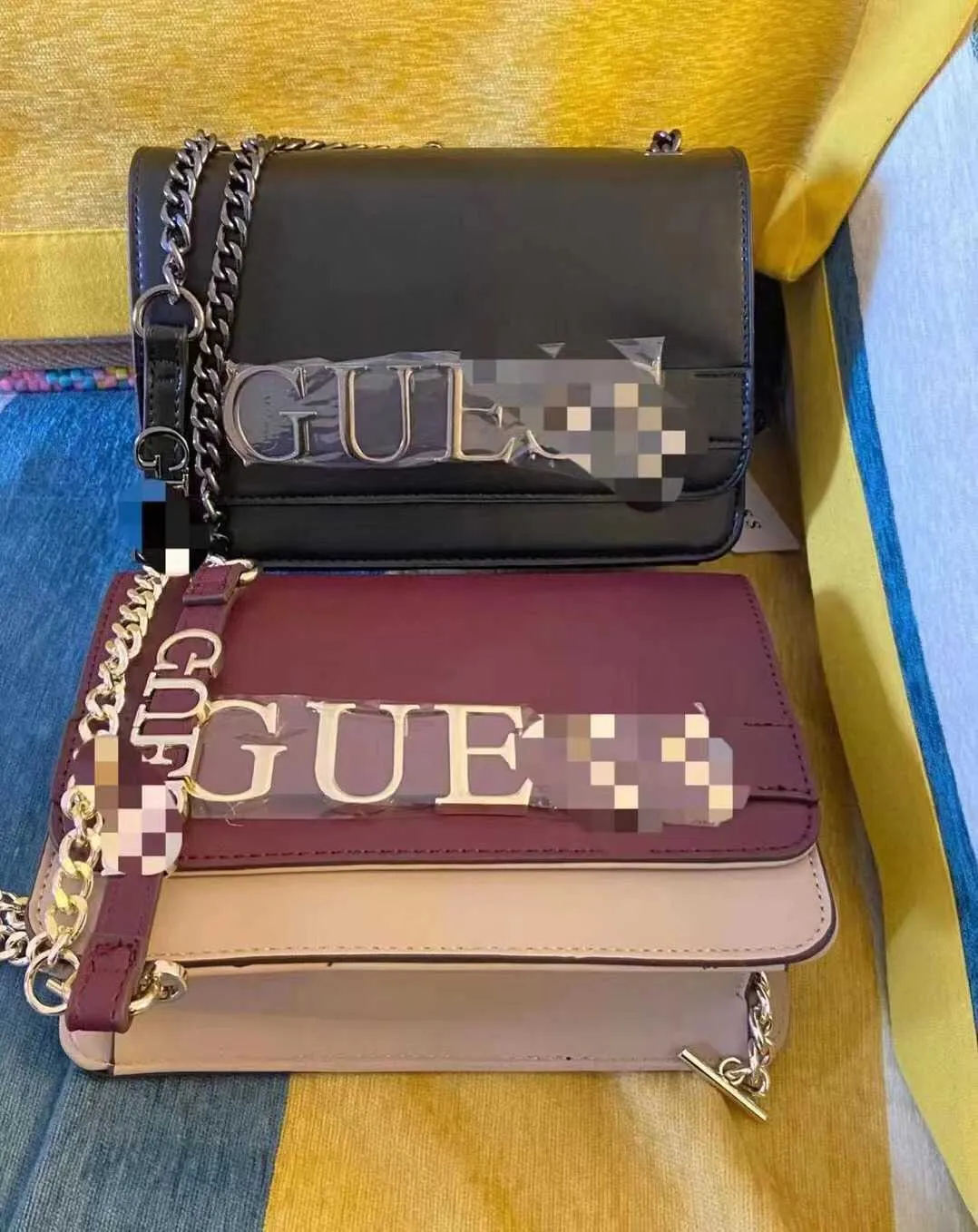 a loja está à venda para bolsas baratas Gus Home Fashion Cadeia Sólida Carta Grande Casual Leve e Simples Bolsa Feminina Ombro Cruzado