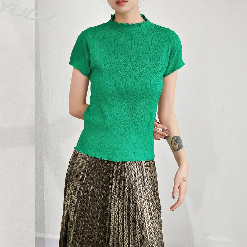 Kadın Tişörtleri YUDX Yüksek Kalite 2023 Yaz Moda Tasarım Konu Kabartmalı Streç Miyake Piled Kısa Kollu T-Shirt