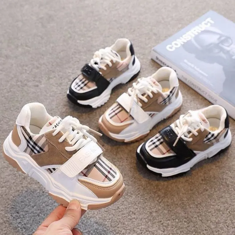 Sneakers Zapatos Barn Retro Sneakers Vår Höst Pojkar Flickor Koreanskt Mode Färg Kontrast Pläd Fritidsskor Pojkar Sko 230705