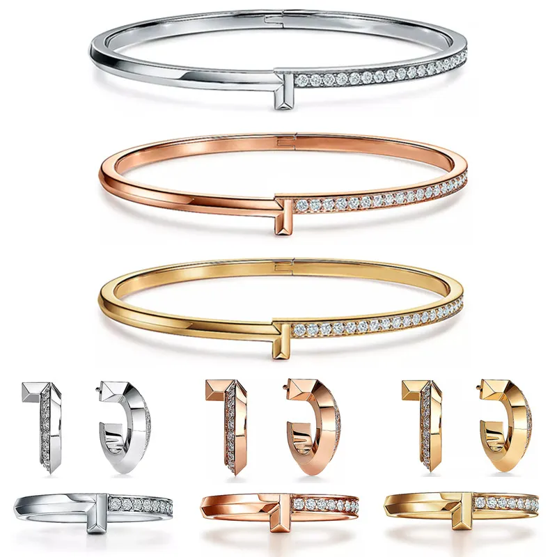 Het säljdesigner Bröllopsarmband för kvinnor Förlovning Smycken Present T1 Hoop Örhängen Diamantring armring Lyx Fest Roséguld Tillbehör med låda