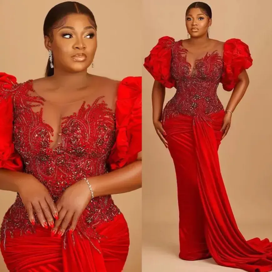 Red Luxurious Sexy Prom Dresses Lace Beaded Crystals Evening Formal Party Second Reception Birthday Engagement Gowns Dress Plus Size Arabic Aso Ebi
