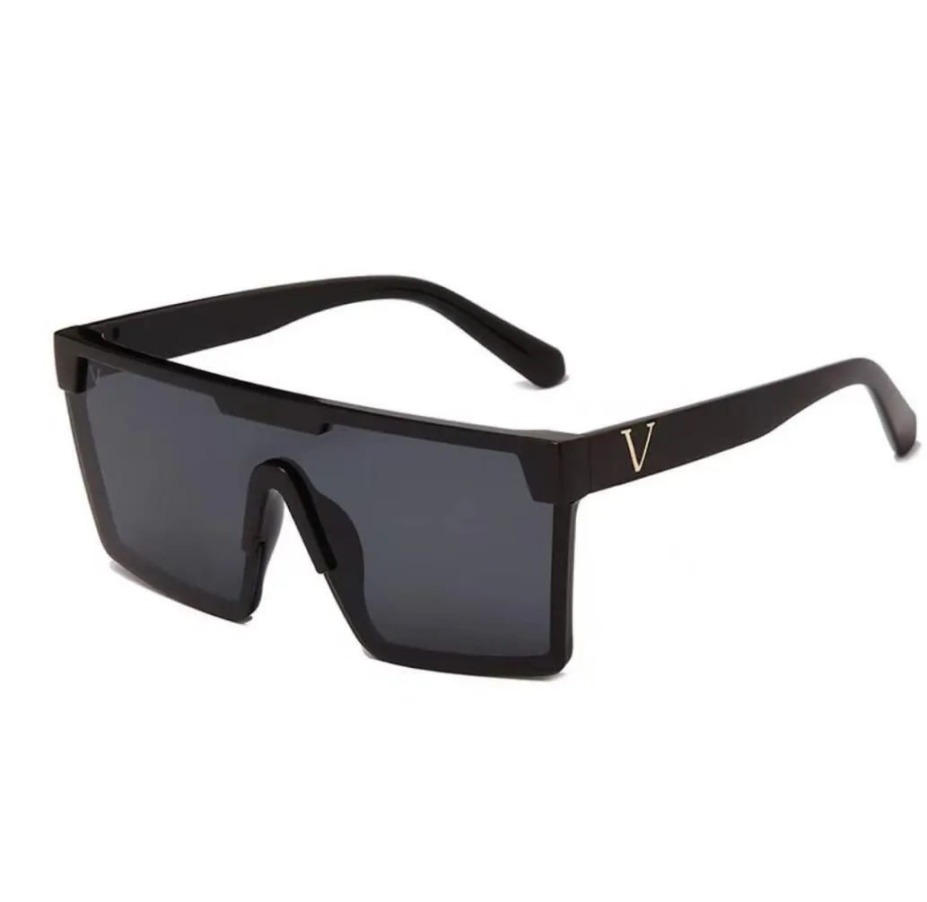 Occhiali da sole stampati da donna di lusso Occhiali da sole estivi da spiaggia all'aperto Square Half Frame pc Shades Occhiali da sole per uomo Donna occhiali da sole da viaggio Accessori