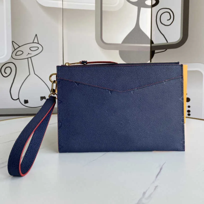 Bolsa de embreagem de designer famoso, bolsa de couro premium com zíper, carteira de moedas para passaporte móvel, moda clássica, masculina e feminina, bolsa de embreagem neutra de alta qualidade M68705