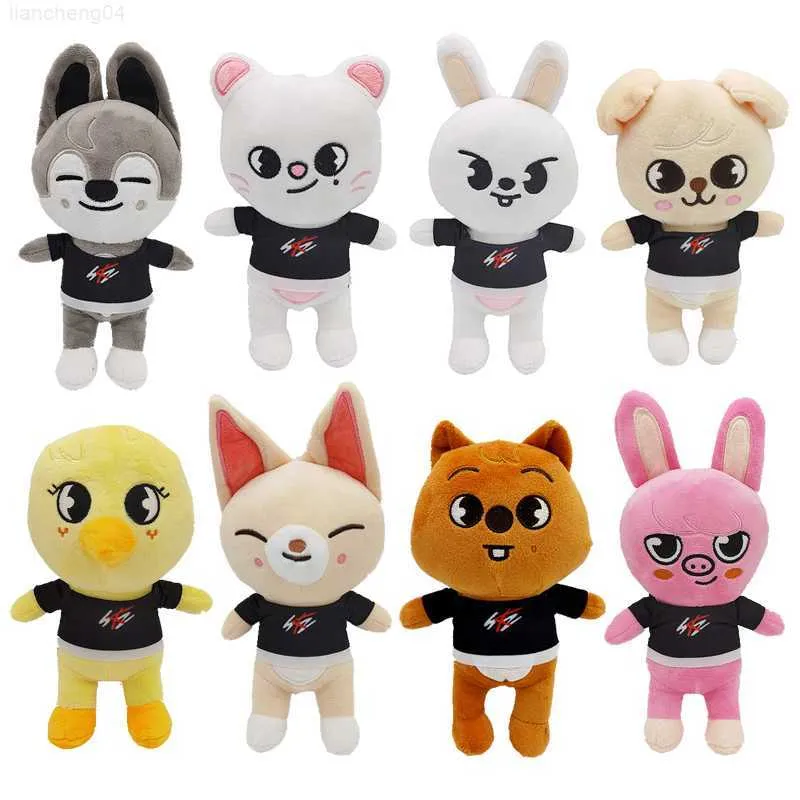 حيوانات أفخم محشوة Skzoo 20cm 8pcs/مجموعة Toy Toy Kawaii Stray Kid Cute Plush Cartoon Simpliced ​​Animal Doll Kawaii Companion for Kids Adults Fans Gofl L230707