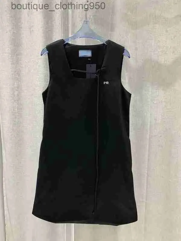 Designer Casual Dresses for women Summer New fashion Embroidered Letter Decorative Buckle Lace up Square Neck Sleeveless Tank Top Dress Black Dress