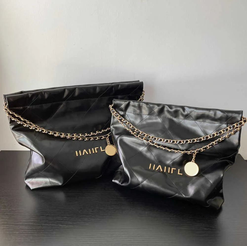 Matelasse Designer Calfskin Leather Chain Purse Wallet Shoulder Bag in Black with Gold Hardware