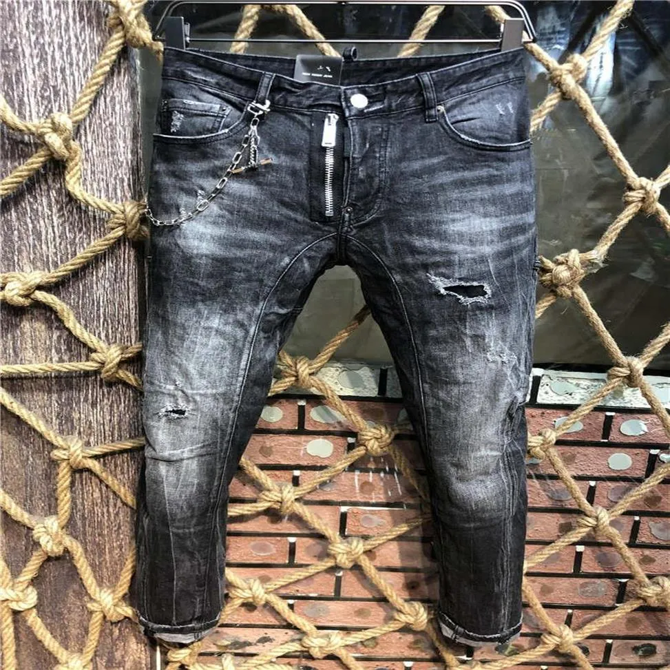 D2 SS20 New Arrival najwyższej jakości projektant mężczyźni Denim fajny facet dżinsy spodnie z haftem moda dziury spodnie I xyD #1 XnV DSQUAREDs D285Q
