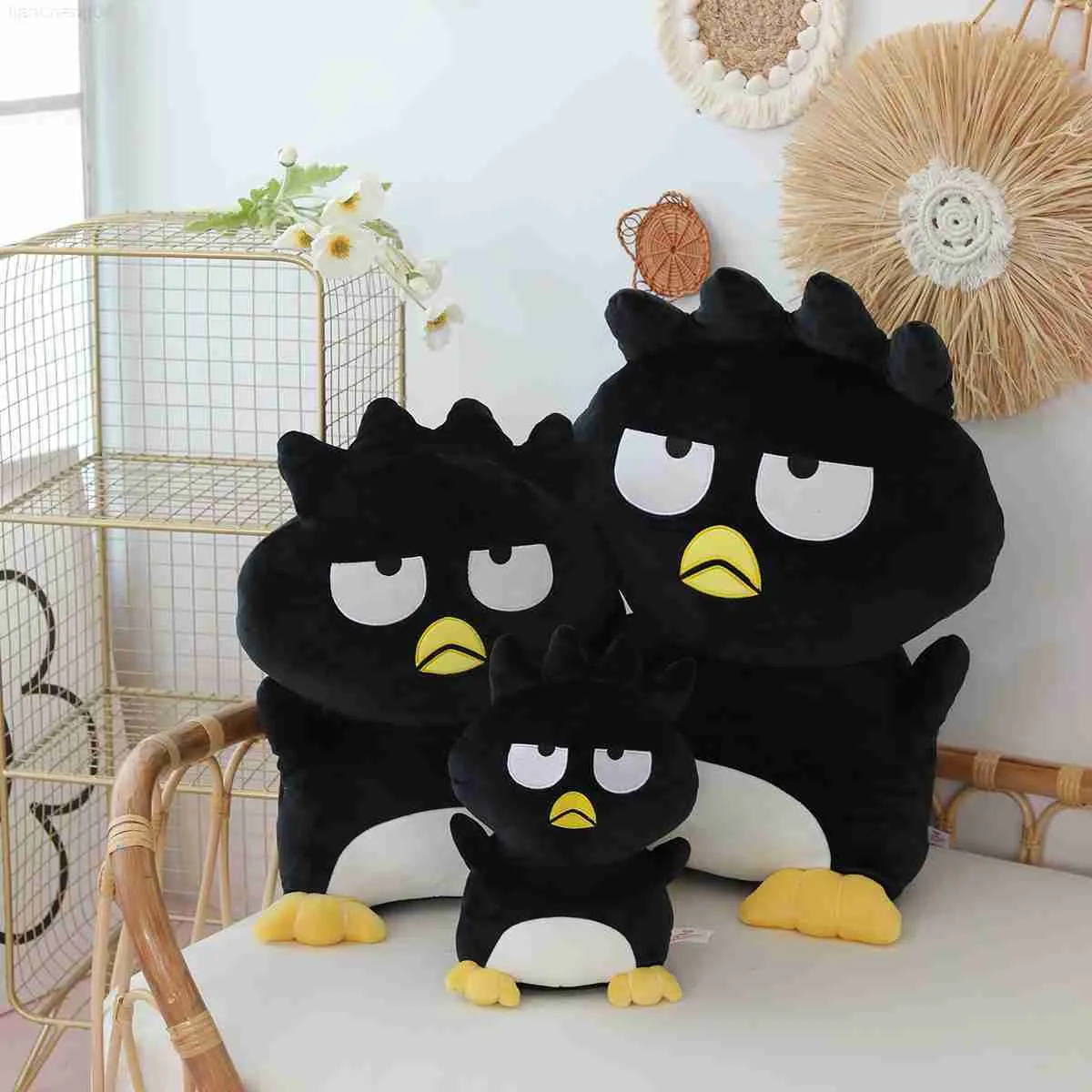 Gefüllte Plüschtiere, süßes Bad Badtz Maru Plüschtier, Anime, schwarzer Pinguin, Plüschtiere, Umarmungskissen, japanischer Stil, Puppe, Sofa, dekoratives Kissen, Weihnachtsgeschenke, Mädchen, L230707