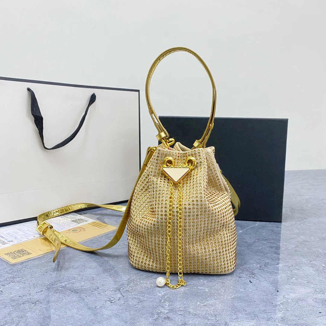 Vestido de noite mini bolsa balde brilhante bolsa de diamante moda feminina bolsa transversal de um ombro bolsas de grife de luxo bolsa de lantejoulas triângulo de alta qualidade