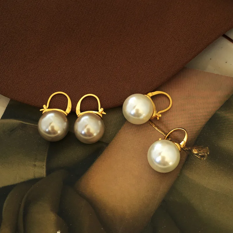 Temperament Perlenohrringe elegante Dame vergoldete Ohrringe ins Stil einfache Art und Weise Ohrringe Hochzeit Schmuck Y23183