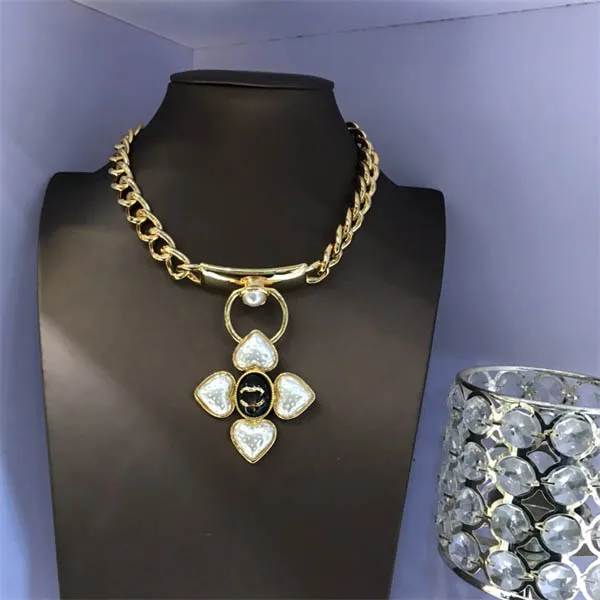 20 Стиль C-буквы CCITY Gold Cuban Link Chain Cail Collects Designer Designer Ожерелья для женского мужского партии Кокер аксессуары для ювелирных изделий 352