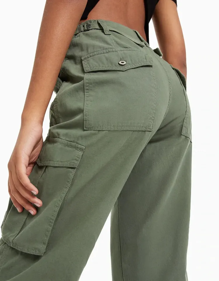 Versatile Army Green Cargo Pants For Women High Waist, Slim Fit,  Fashionable Capris Womens Cuffed Cargo Trousers For Spring/Summer 2023 From  Yong1984, $30.24