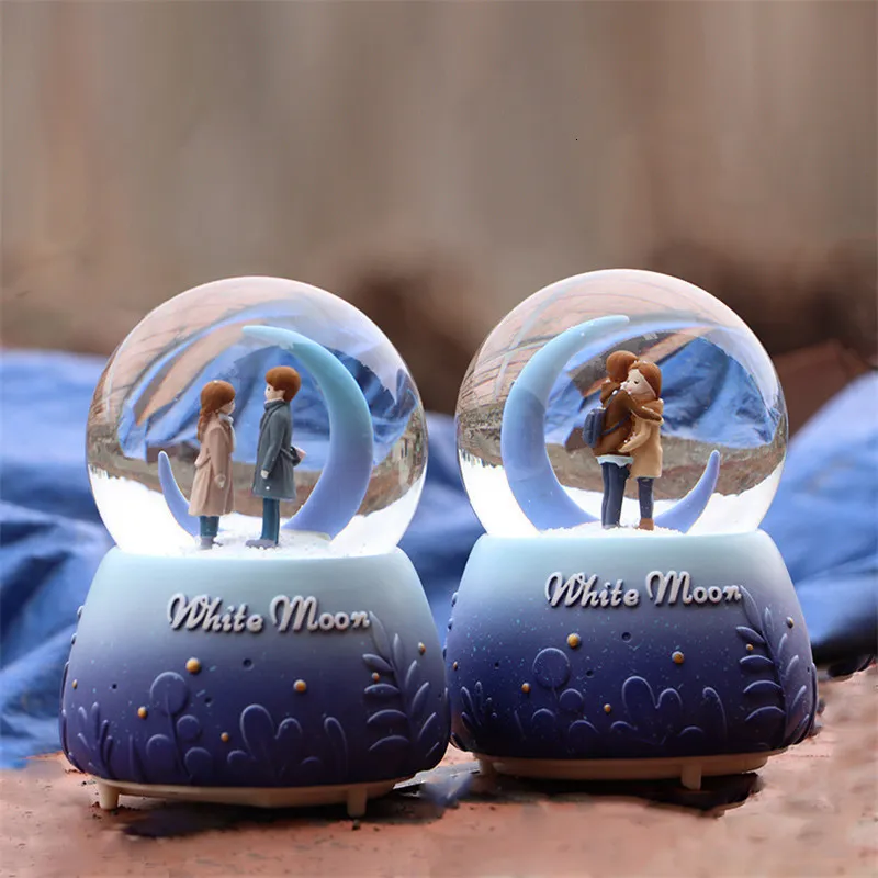 Boule à Neige Musicale Saint-Valentin - Lumière LED, Musique, Taille 8,5x13,5 Cm
