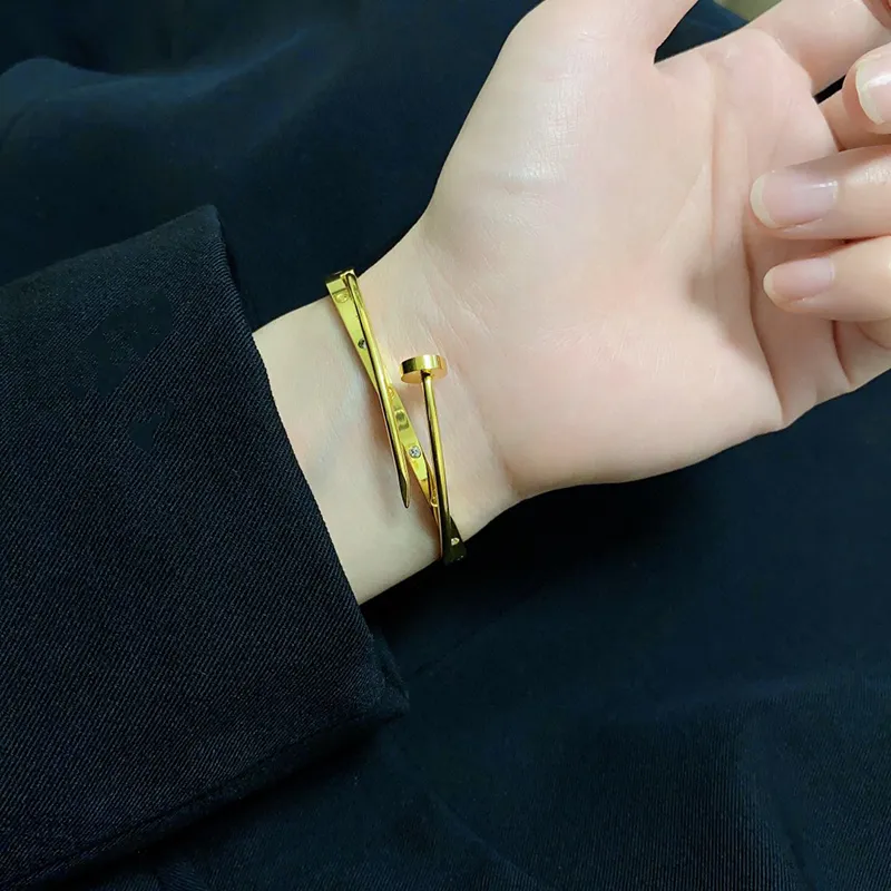 Designer bracelet for women mens bracelets luxury brand gold bracelets nails love bracelets with diamonds fashion trend non-fading non-allergic