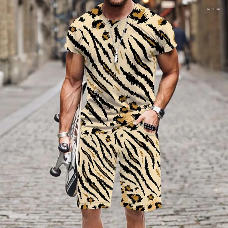 Träningsoveraller för män T-shirt Shorts Set 2023 Leopardtryck träningsoverall outfit O-hals Sommar Kort ärm Rolig 3D-tryckt Street Beach Luxury
