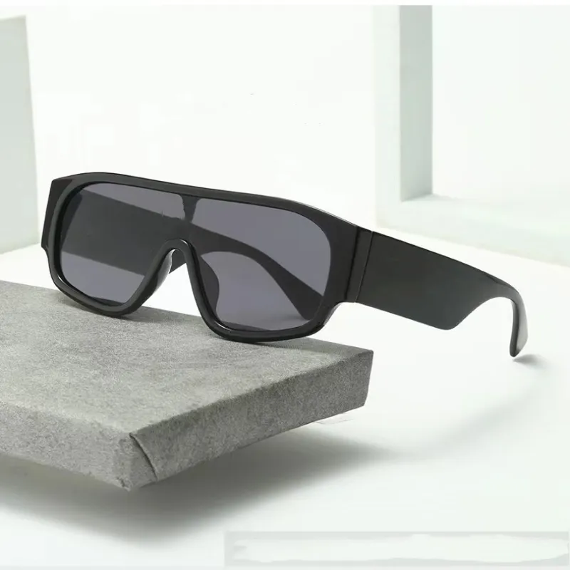 Neue europäische und amerikanische einteilige große Rahmen Mode Sonnenbrille Premium Sense Sinne Travel Sunscreen Retro Persönlichkeit Sonnenbrille Großhandel Großhandel