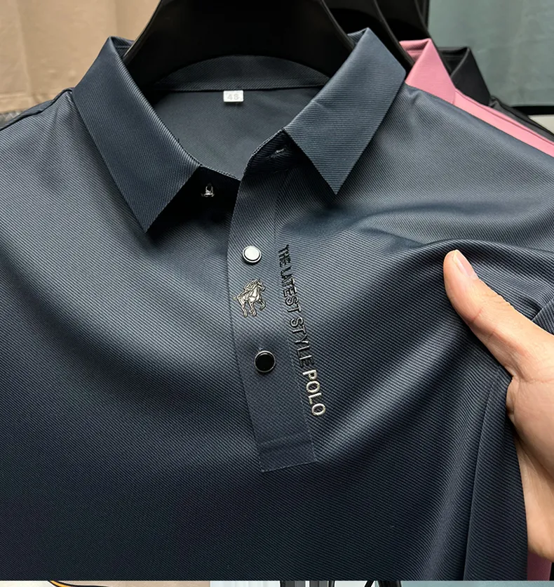 Herr tshirts sommarföretag highend solid färg hög kvalitet kort ärm polo skjorta lapel krage män mode casual no trace tryck 230707