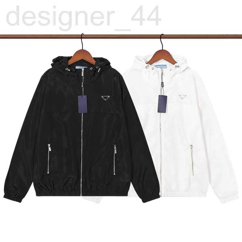 Herrenjacken Designer Herrenjacke Windjacke Dünne Mäntel mit umgekehrten Buchstaben Männer Frauen Wasserdichte Frühlingsherbstkleidung Oberbekleidung Kleidung XXL 0UXM