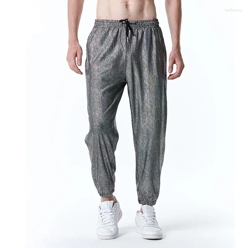 Calças masculinas 2023 Personalidade Moda Na moda Casual Confortável Trajes para todos os jogos