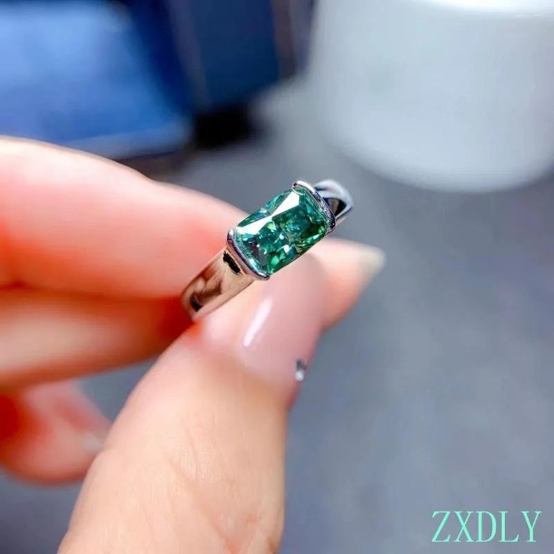 Anelli a grappolo Anello in moissanite verde stile Est per gioielli da donna Rettangolo Gemma Fidanzamento Argento 925 Regalo di nozze di compleanno