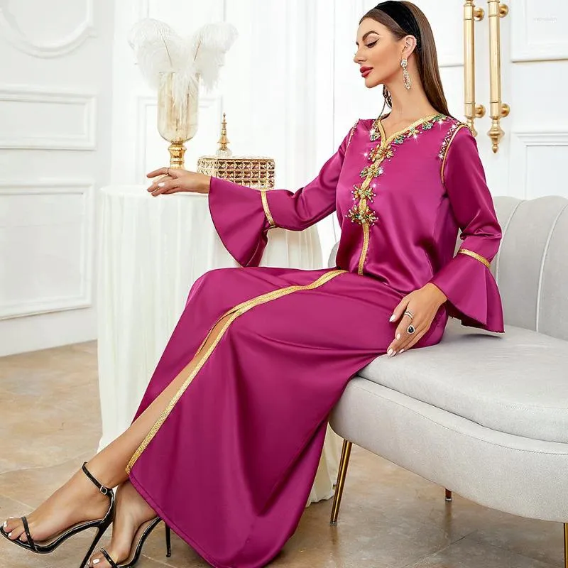 Abbigliamento etnico Satin Diamonds Abaya Women Dubai Evening Party Dress Musulmano Ramadan Eid Jalabiya Flare Sleeve Kaftan Islam Caftan Robe